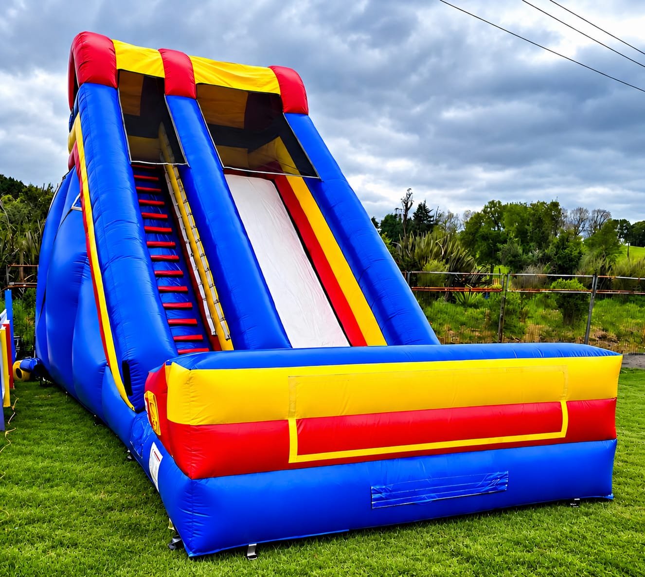 THE ULTIMATE SLIDE